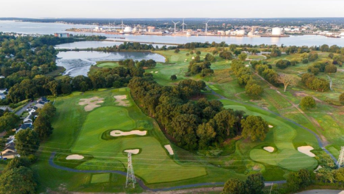 Met Links / Metacomet Country Club aerial view