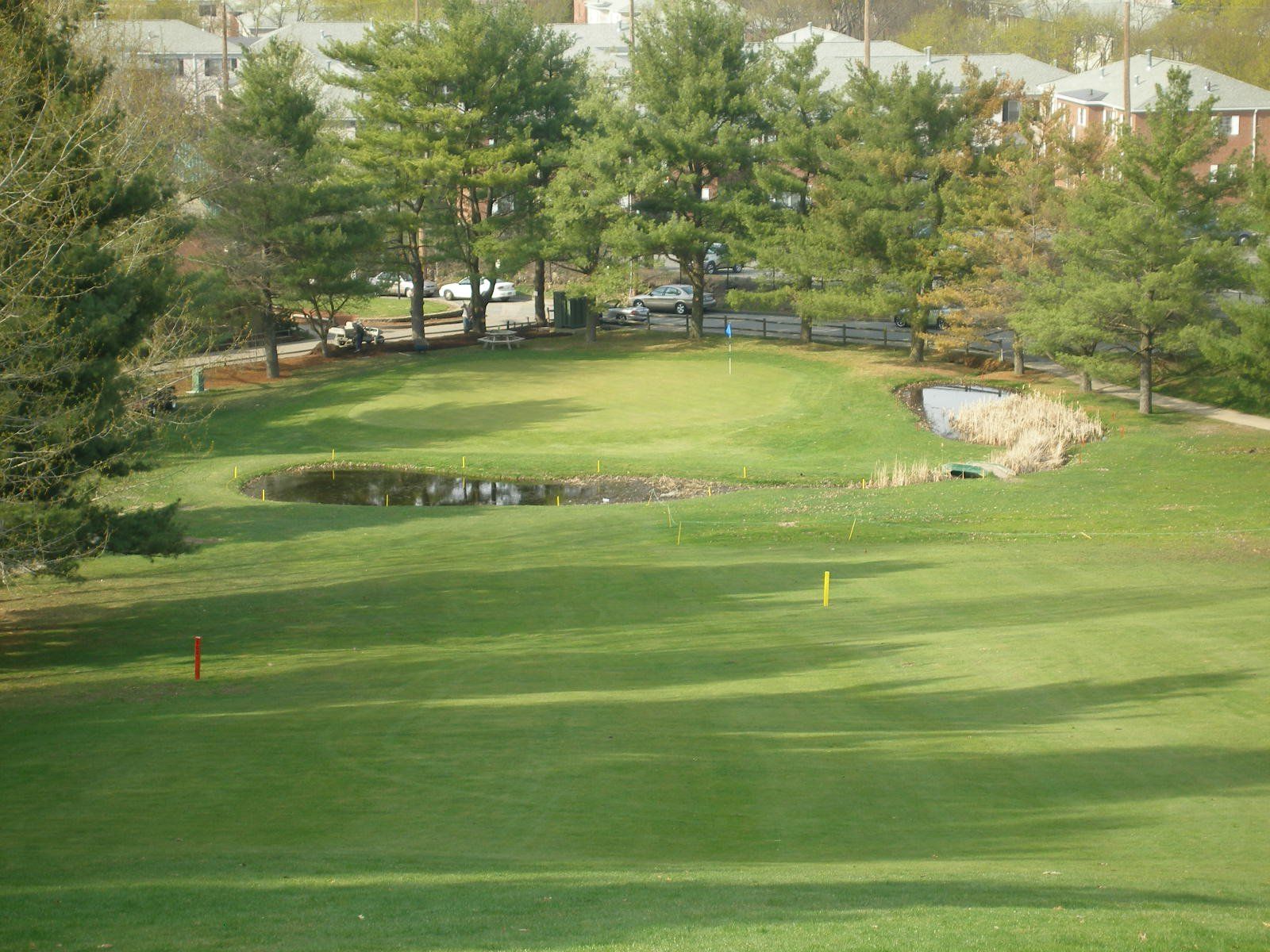 Newton Commonwealth hole 13