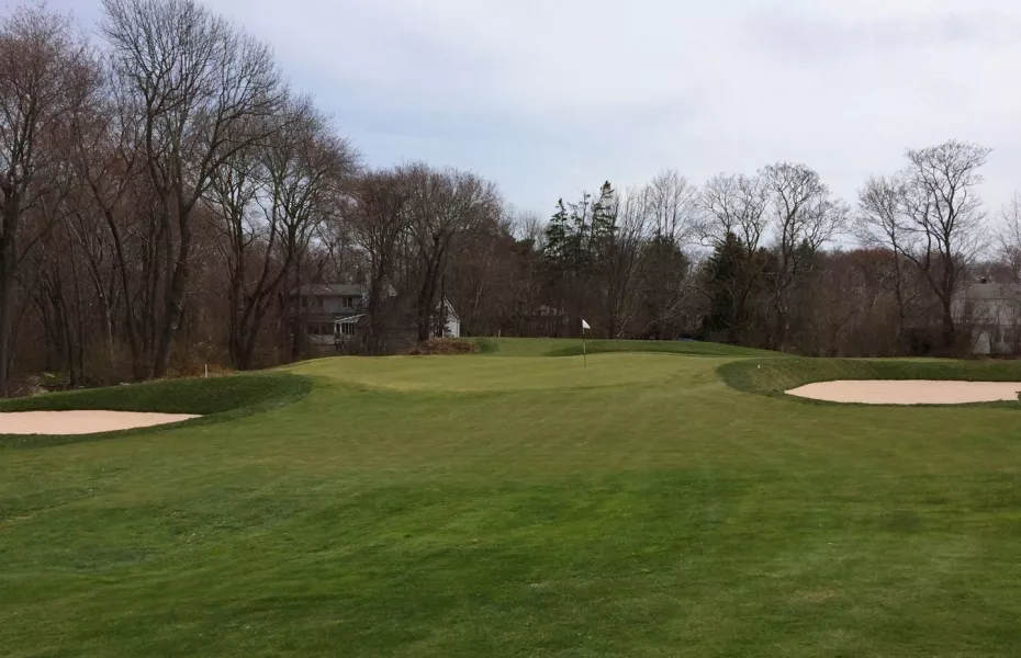 Shennecossett hole 10